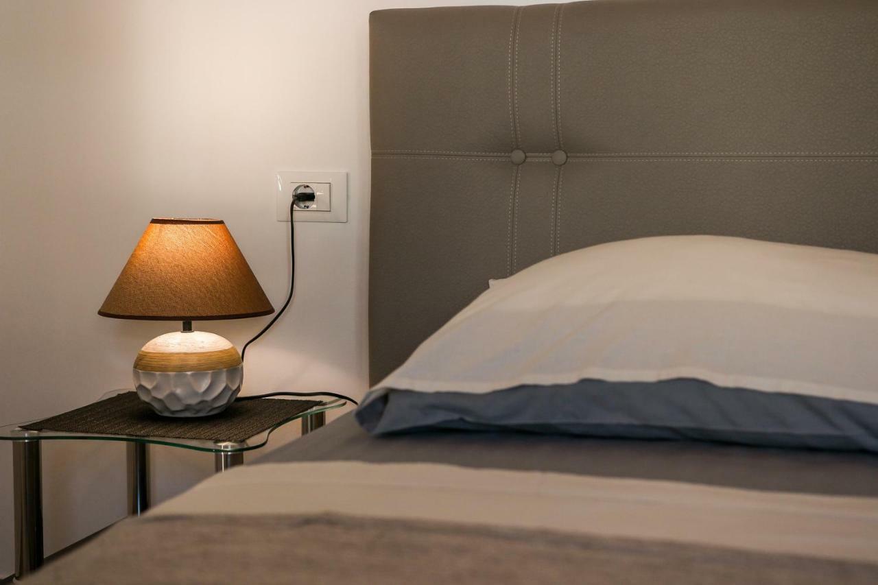 וולי לוסיניי Apartments Relax מראה חיצוני תמונה