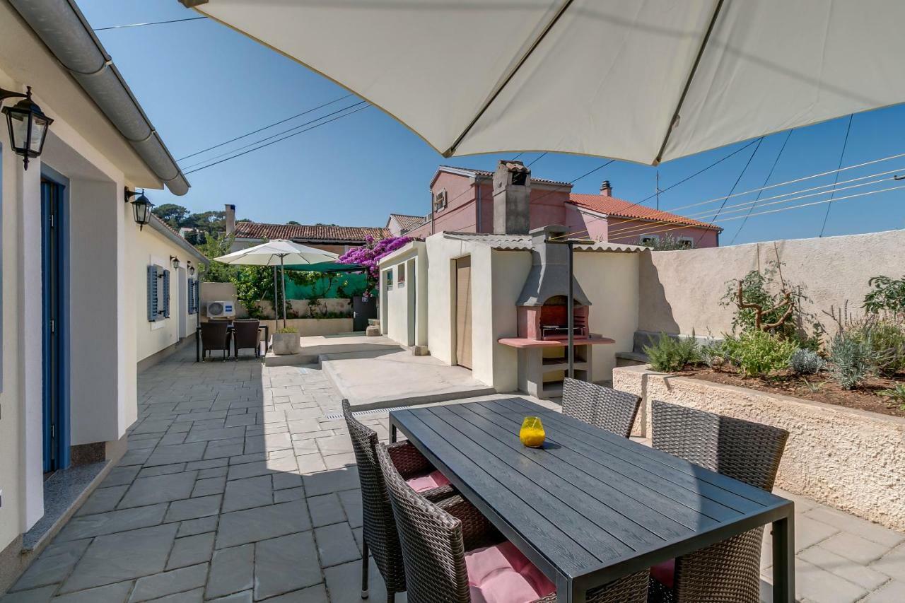 וולי לוסיניי Apartments Relax מראה חיצוני תמונה